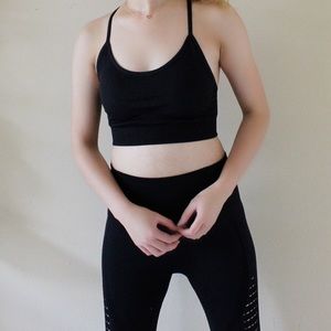 BRALETTE AND LEGGINGS ATHLETIC GYM SET BLACK